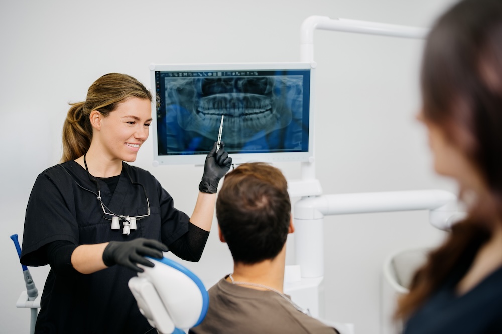 zahnarzt-maxvorstadt- lex09118alexeytestov-bearbeitet