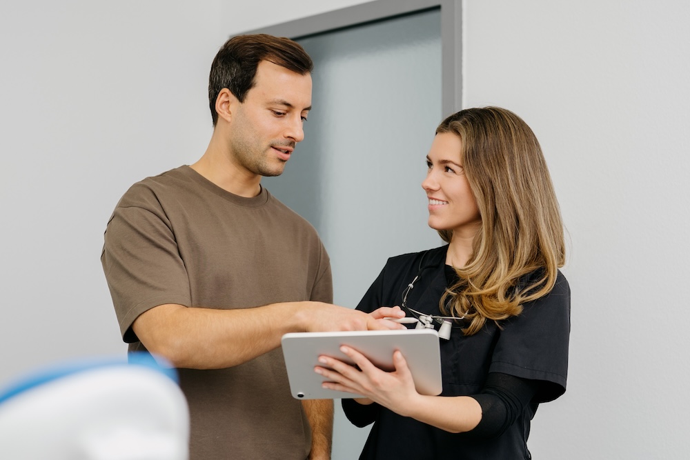 zahnarzt-maxvorstadt- lex09198alexeytestov-bearbeitet